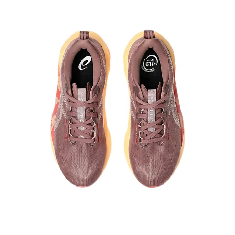 Asics Novablast 5 Удобные Модные Минималистичные Универсальные Низкие Беговые Кроссовки Женские Кроссовки Коричневый 1012B765-600