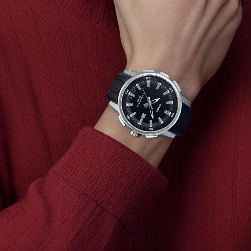 Casio CASIOSTANDARD серия классические, простые, изысканные и модные, тройная застежка, водозащита 50 метров, кварцевый механизм, смола MTP-E195-1AV