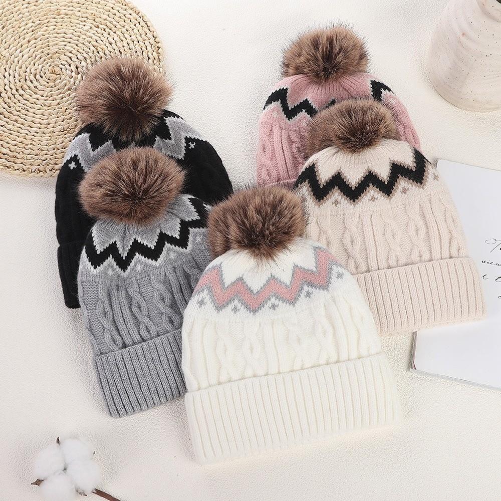Thickened Beanies Hat Fleece Lined Warm Cap Warm Winter Hat  Women