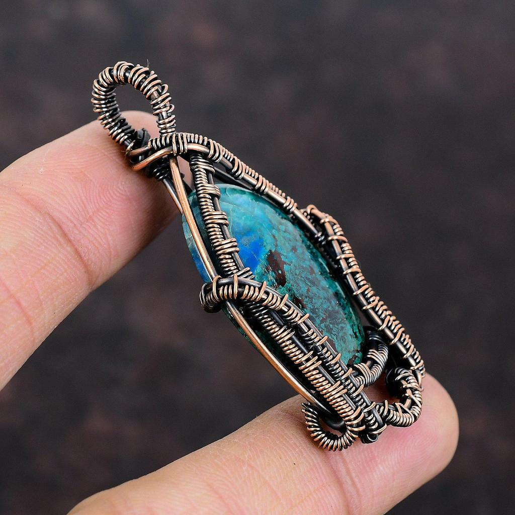 Кулон с хризоколлой, кулон, обмотанный медной проволокой, кулон ручной работы, украшение с хризоколлой, новый кулон, подарок для мамы, медные украшения