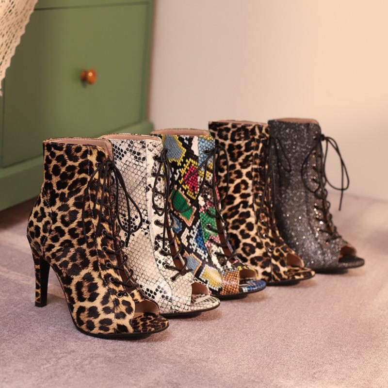 Элегантные женские вечерние ботильоны, сексуальные женские туфли на шпильке для латинских танцев, женские ботинки на высоком каблуке для латинских танцев, качественная обувь для бальных танцев