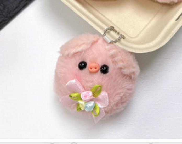 Squeaky Pig Doll Pendant with DIY Sunglasses & Gauze Skirt Keychain - Plush Toy Ornament