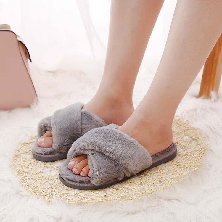 Cotton Slippers Women's Autumn and Winter New Women's Warm Fluffy Slippers Flat Bottom Indoor Home Confinement Plush One-word Drag