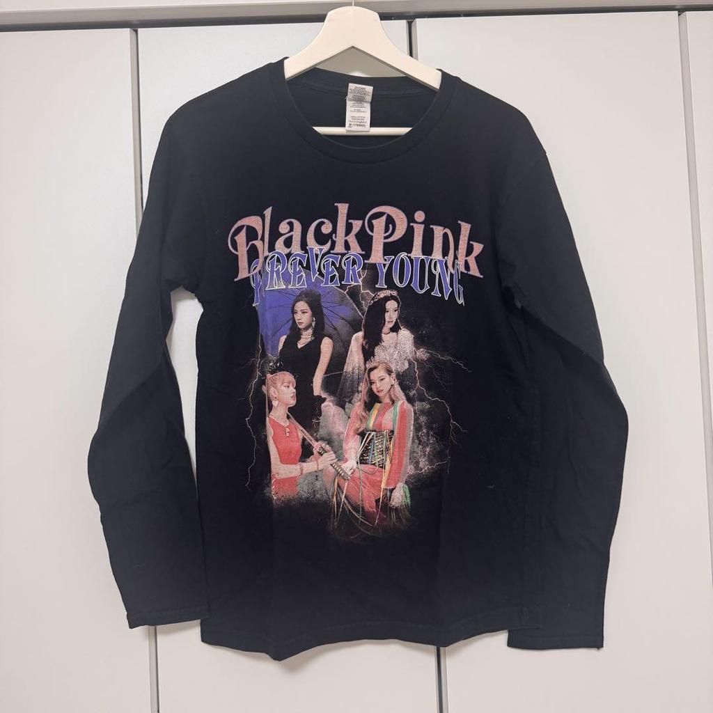 [USED] BlackPink Foreveryoung Long-sleeved T-shirt, Size M