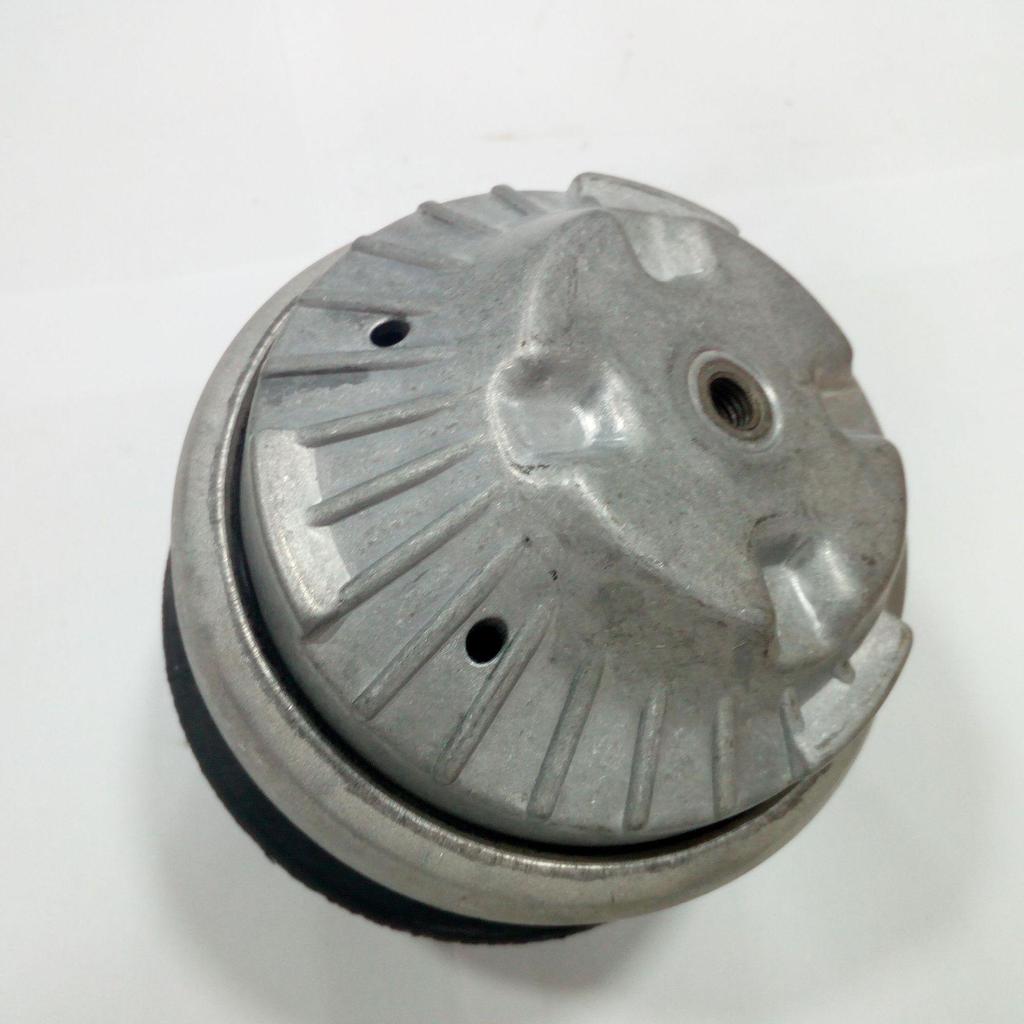 Резиновая втулка опоры двигателя для трансмиссии Mercedes-Benz W220