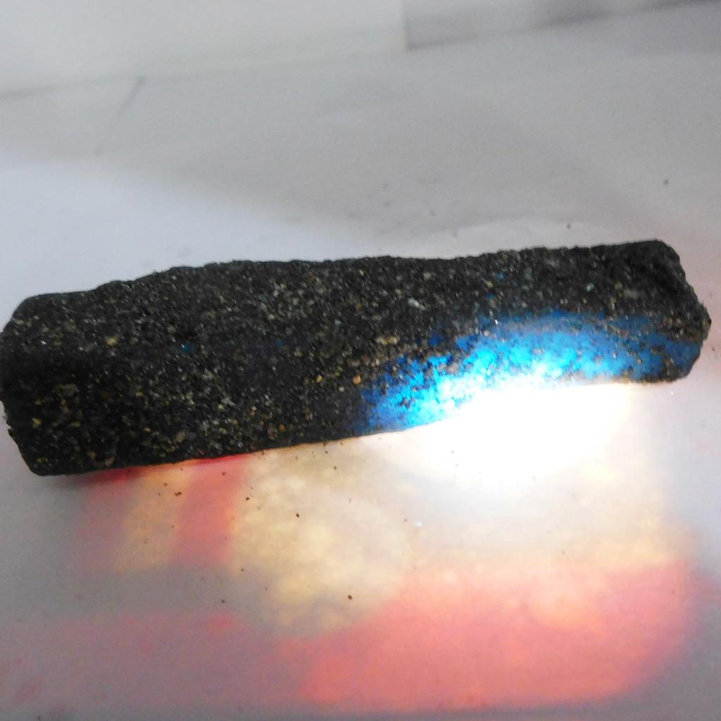 Natural Blue Aquamarine Loose Gemstone 306.75 ct Uncut Rough for Lapidary and Gem Collections