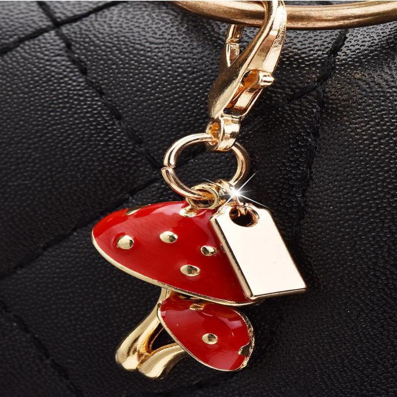 Exquisite High-End Strawberry Mushroom Keychains For Women Bag Pendant Charm Car Keyring Jewelry Gift Decoration Accessories