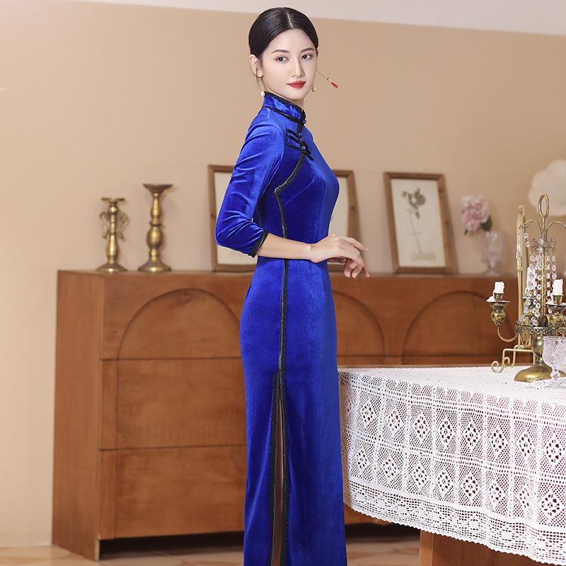 1011 autumn and winter new velvet cheongsam fashionable solid color large size medium length nine-quarter sleeve Chinese style wedding women's