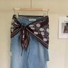 Retro simple and versatile big triangle scarf women's spring summer high-end feeling bag headscarf scarf shawl fart curtain decoration