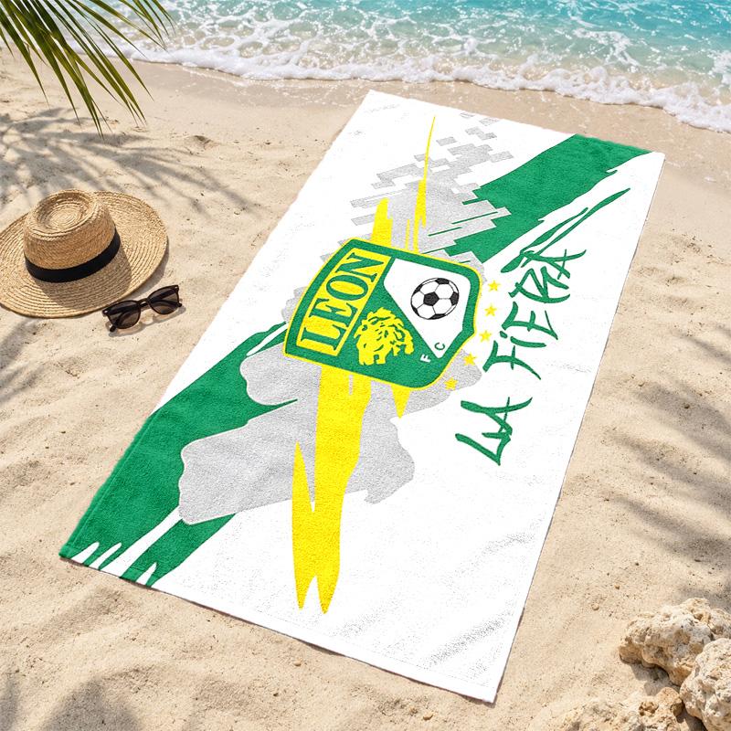 Club Leon Microfiber Beach Towel Quick Dry Sand Free Lightweight Beach Towels for Travel Swimming Camping