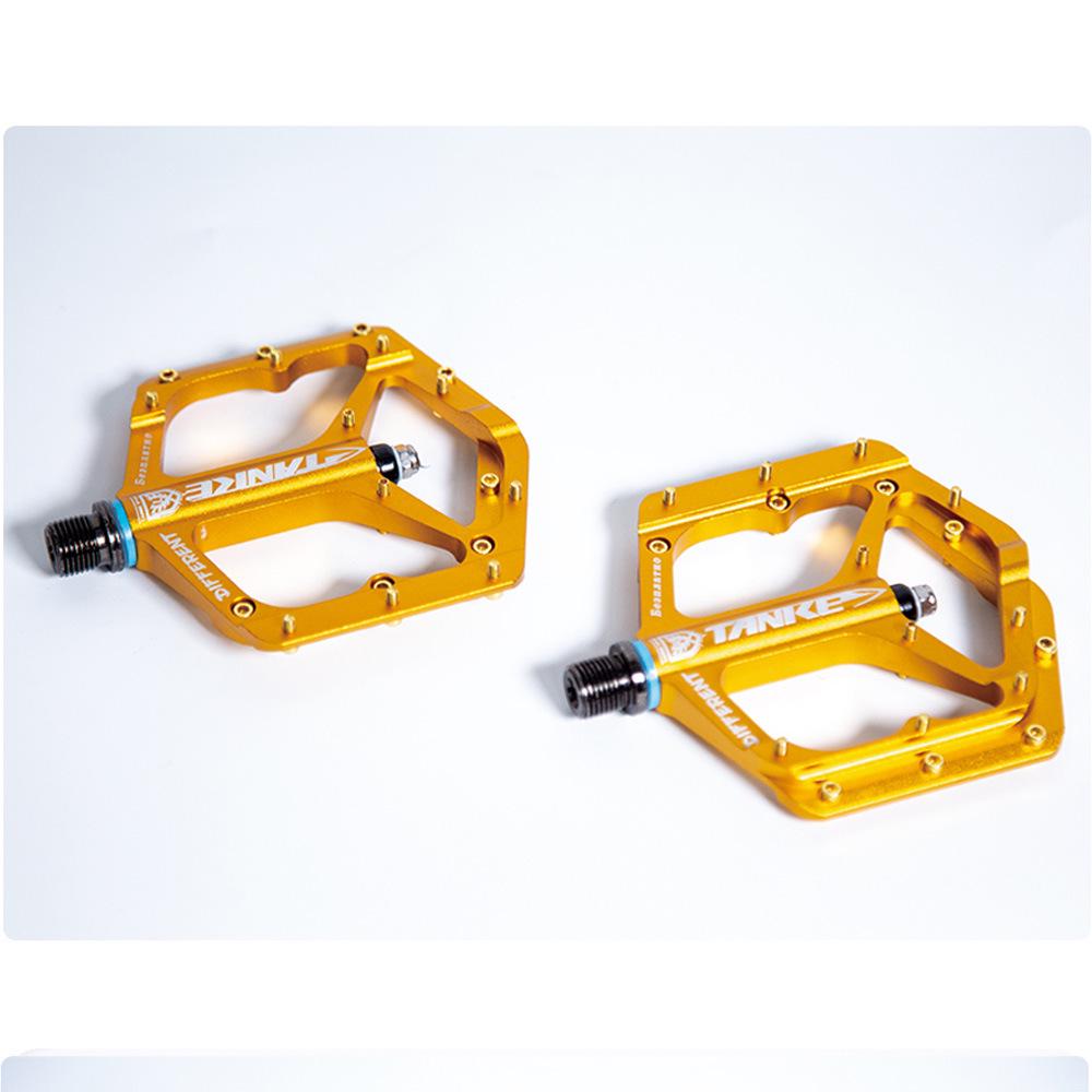 CNC Aluminum Mountain Bike Pedals – Colorful, Durable Off-Road Accessories