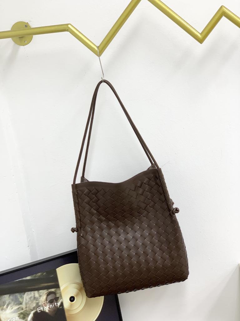 Новая женская сумка из коровьей кожи, плетеная корзина для овощей, большая вместимость, сумка через плечо на одно плечо, плетеная для женщин