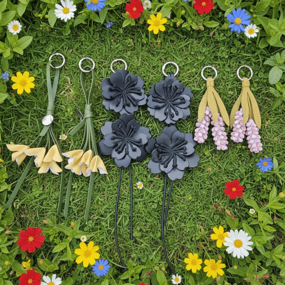 Hanger Pu Flower Keychain Lavender Bag Charm Trendy Pu Leather Flower Pendant Women
