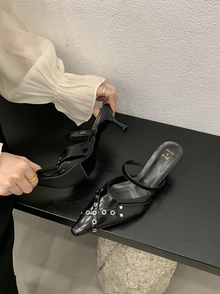 Мода остроносые женские шлепанцы тапочки заклепочный дизайн наружные мюли туфли тонкие высокие каблуки черные белые коричневые повседневные туфли женские 39