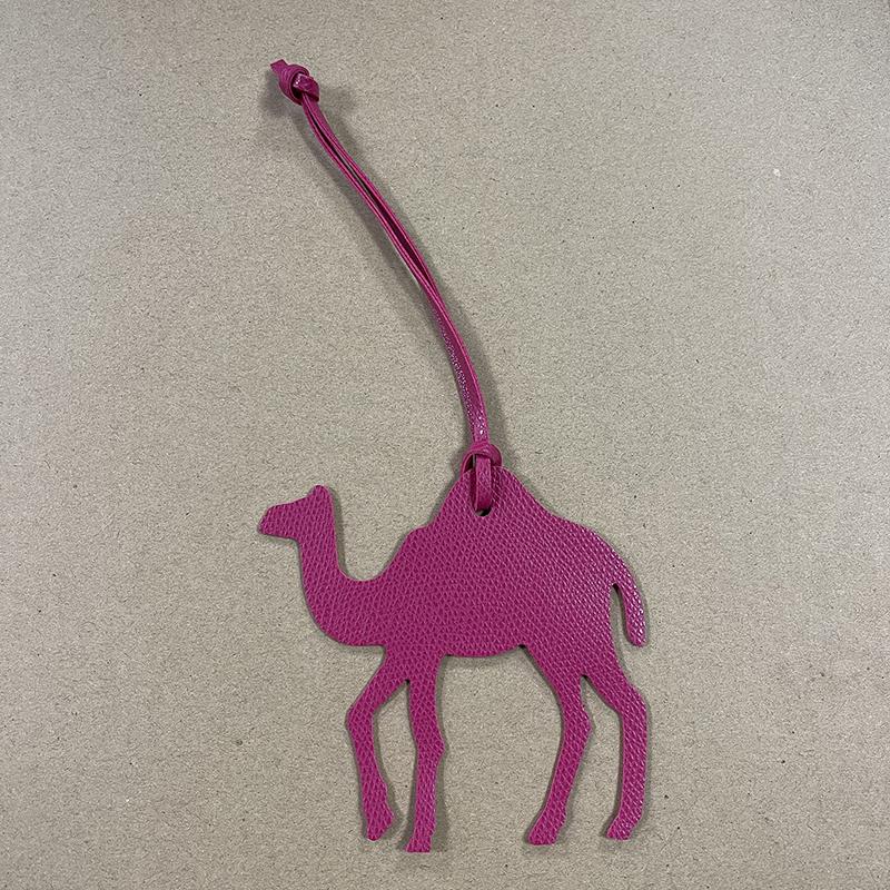 Милый кожаный верблюд брелок для ключей рюкзак кулон животное женская сумка шарм аксессуары