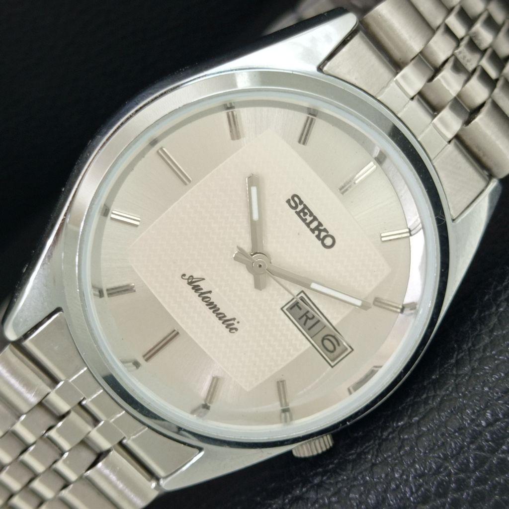 ВИНТАЖНЫЕ МУЖСКИЕ АВТОМАТИЧЕСКИЕ ЧАСЫ SEIKO ОТРЕМОНТИРОВАННЫЕ ЯПОНИЯ СЕРЕБРИСТЫЙ ЦВЕТ ЦИФЕРБЛАТ a708562-1