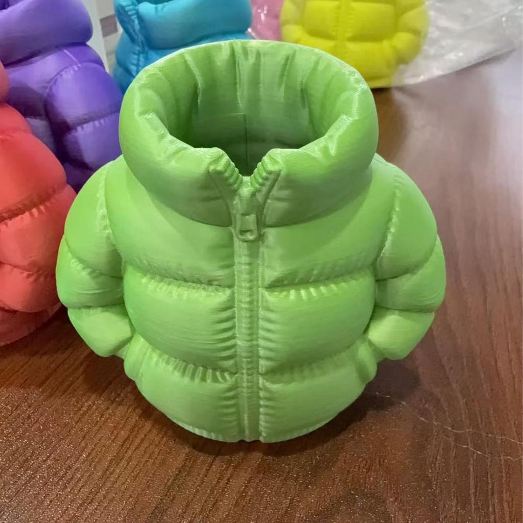 Красочный 3D-печатный держатель для ручек в виде пуховика: Креативная коробка для хранения и подарок-игрушка для дома