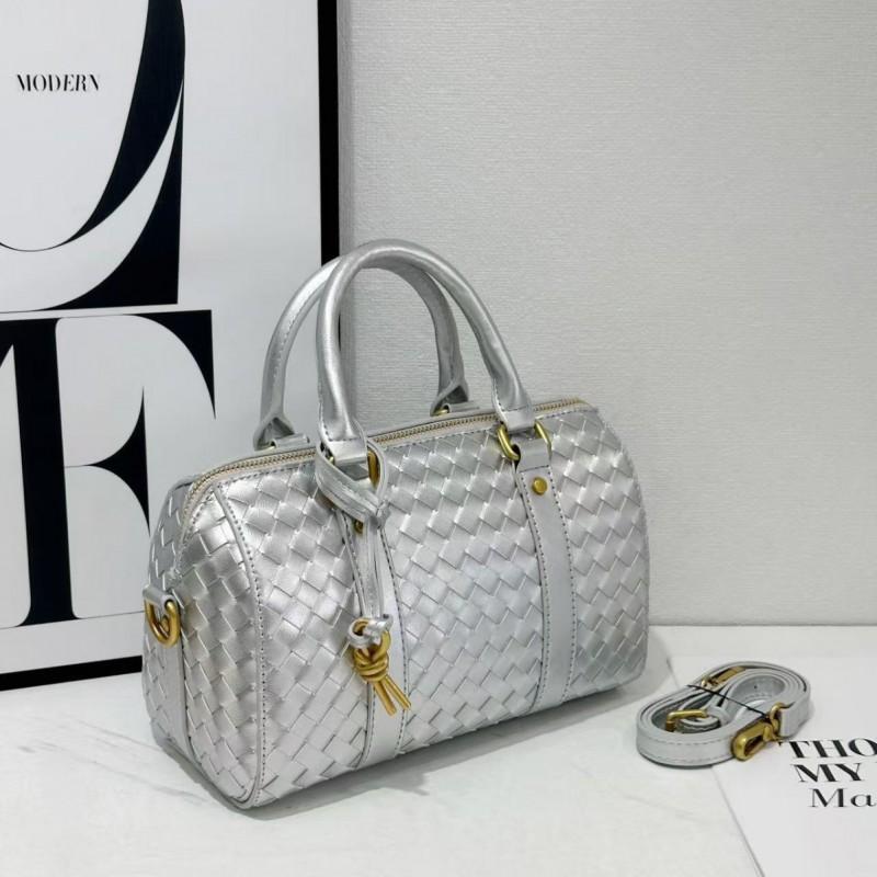 Woven Quilted Leather Tote Bag Women Soft Structured Shoulder Crossbody With Zip Interior Pockets