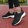 Новые летние женские кроссовки, легкие сетчатые туфли, дышащая платформа, противоскользящая шнуровка, модные черные кроссовки для бега и тенниса, женская тенденция 2024 года