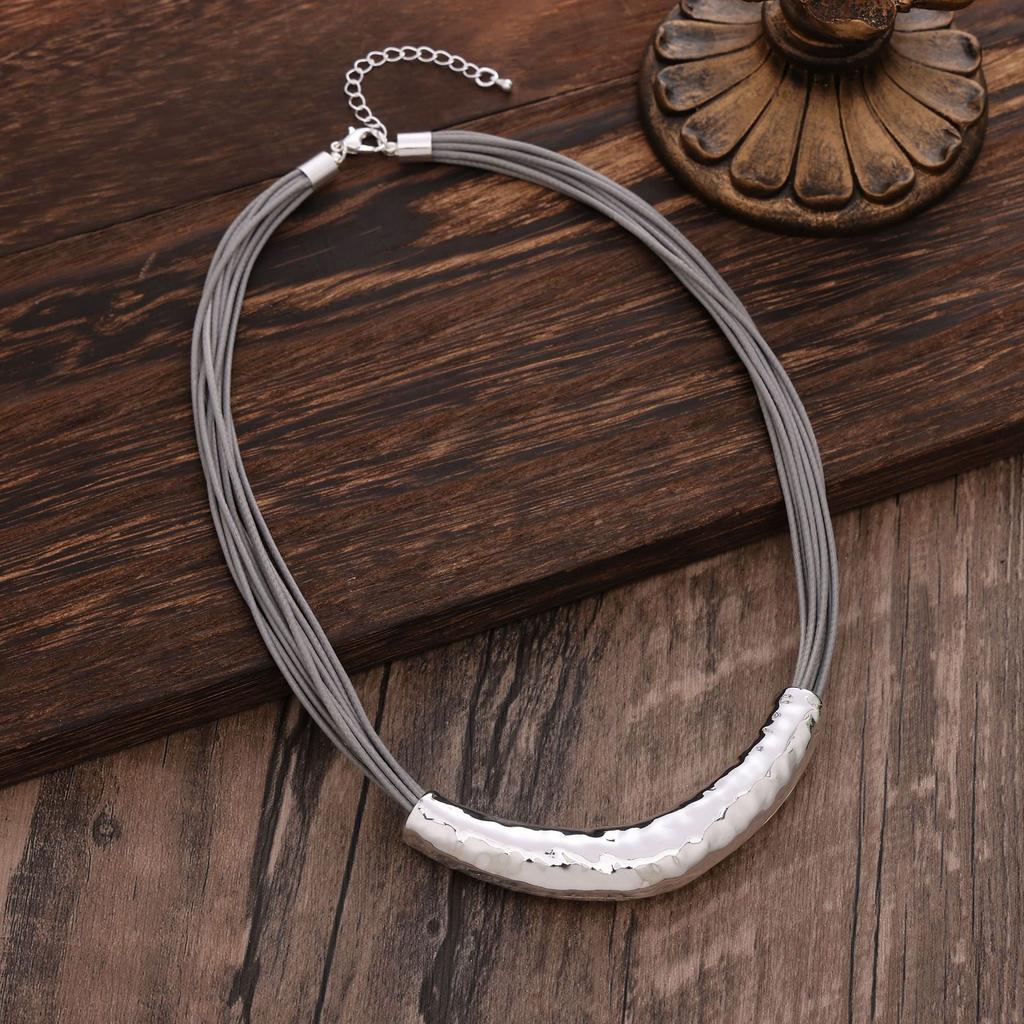 Геометрическое ожерелье-полумесяц из сплава и кожаного шнура, богемное ретро, личность, женское ожерелье-полумесяц