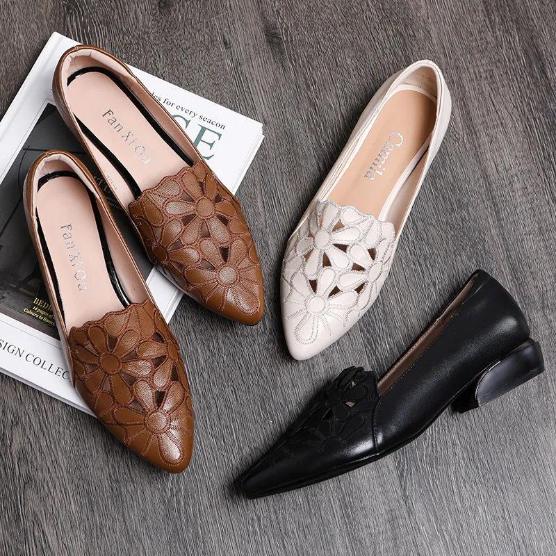 Women's Summer Low Heel Soft Side Hollow Embroidery Shoes Mom Temperament Comfortable Breathable Work Shoes