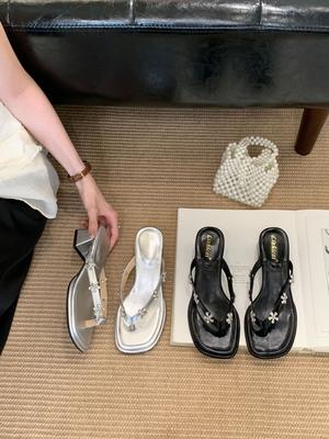 Мода Квадратный каблук Низкие Туфли Тапочки Женские Летние Сланцы Женские Пляжные Шлепанцы Желейные Шлепанцы Шлепанцы Pantofle Блок Сабо Блеск H