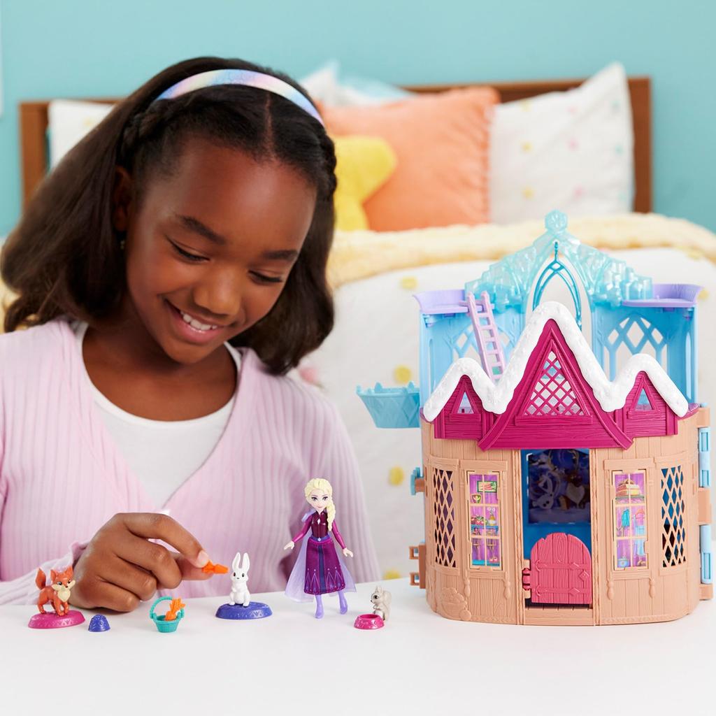 Mattel Disney Холодное Сердце Эльза и Замороженные Животные Эренделла Роскошный Кукольный Домик Игровой Набор для Ролевых Игр с 1 Мини-Фигуркой от 3 лет и Куклой-Переодевалкой JFG28, Вверх,
