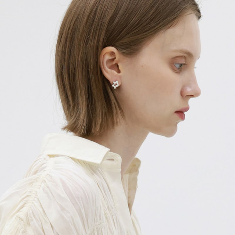 СЕРЕЖКА-ОБЪЕКТ С ОЛЕНЕМ 30