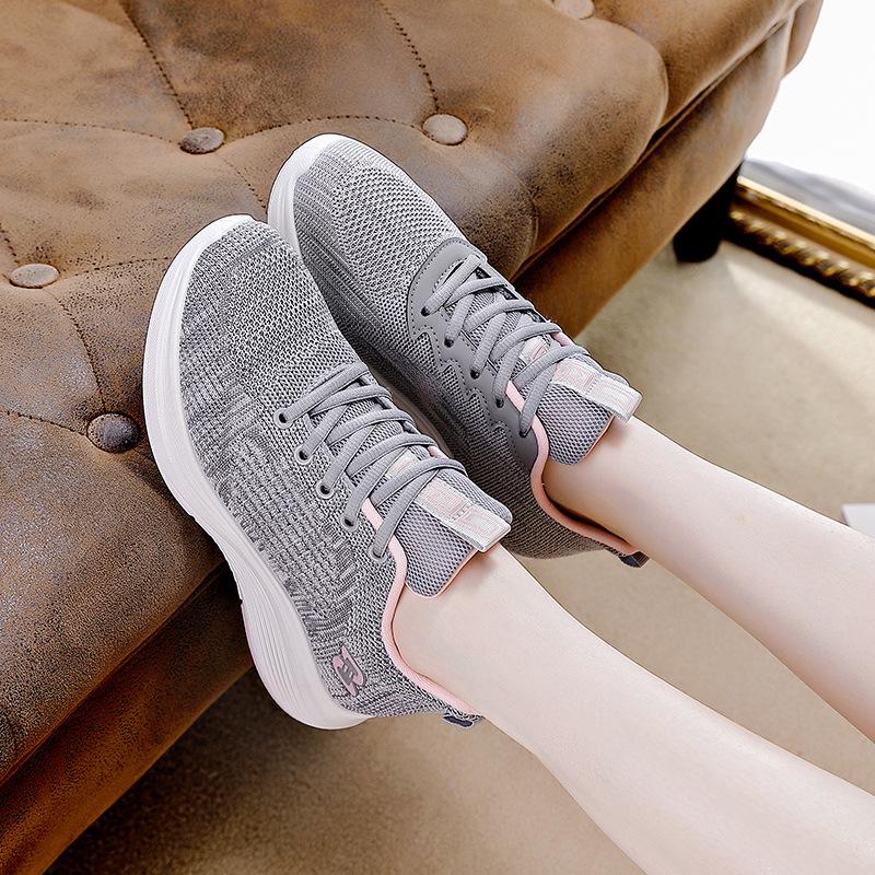 Autumn new breathable fly-woven sneakers fly-woven mesh flat-bottomed lightweight soft-soled running shoes