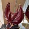 Personalized Crescent Bag Women's Patent Leather Women's Handbag 2025 Simple Underarm Chain One Shoulder Crossbody Bag