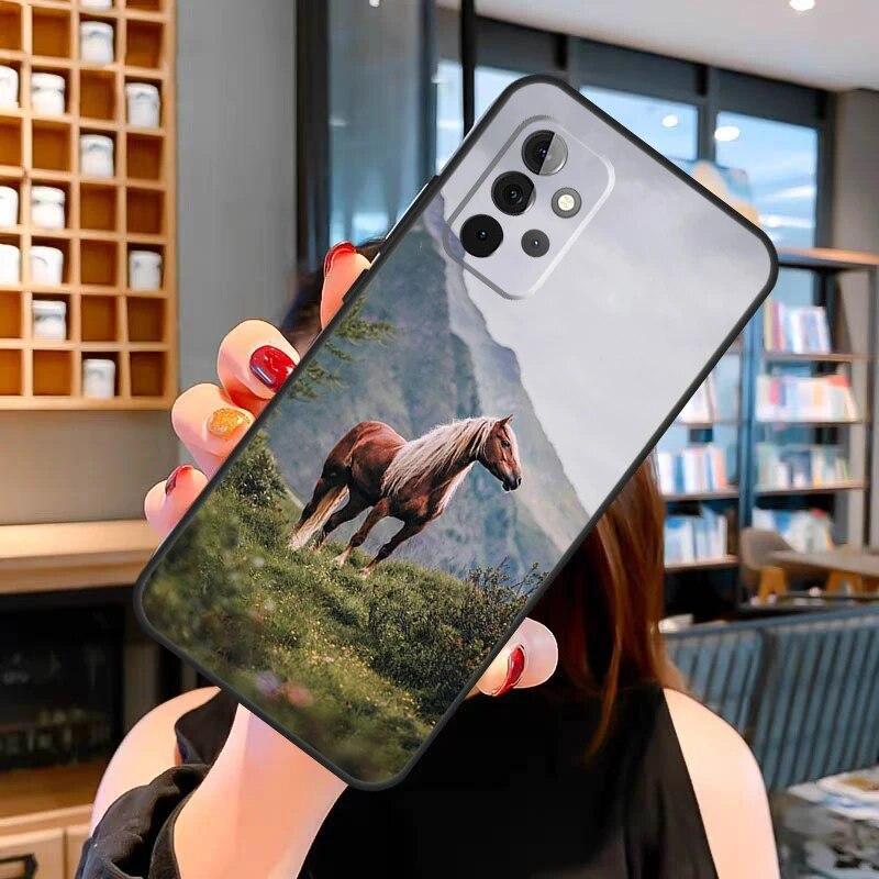 Чехол для телефона с лошадью для iPhone Samsung Galaxy Redmi Xiaomi Oppo OnePlus Note SA 7 8 9 10 11 12 13 14 20 21 22 23 53 54 Pro Max Plus Ultra TPU Soft