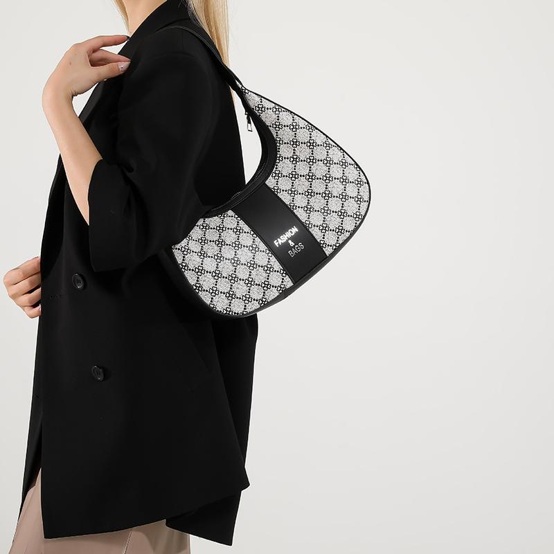 Vintage Letters Shoulder Crossbody Bags for Women Handbag Purses New Underarm Messenger Bags Female High Quality Hobo Bag CLE