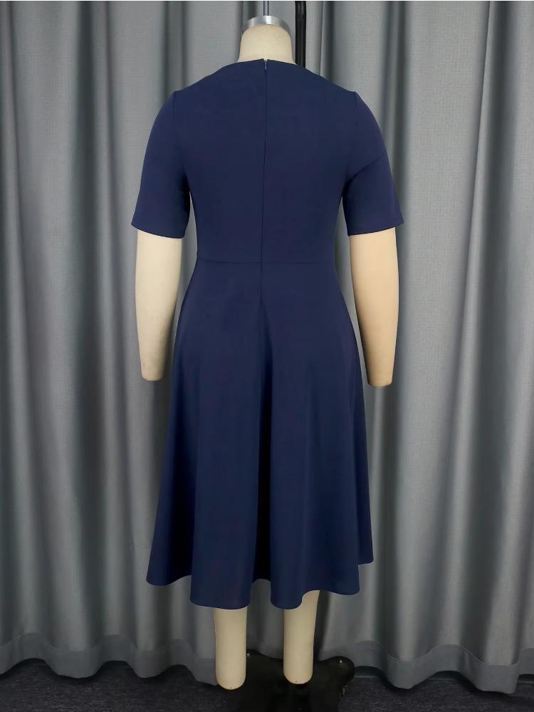 Women's Party Dress V-neck Pleated Hem Simple Mid Waist Commuting Dress Elegant Daily Casual Short Sleeved Solid Color Dresses