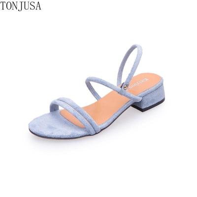 Сандалии с тонким ремешком и квадратной пряжкой Удобные сандалии Wild Word