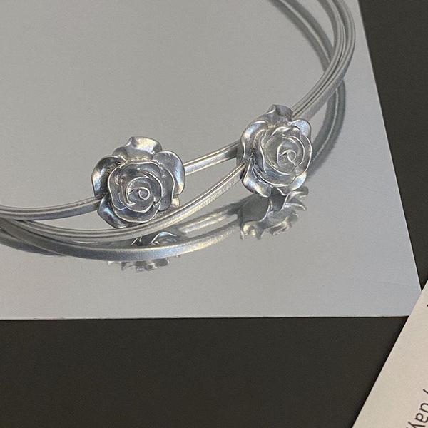 Gorgeous Fashion Leather Flower Necklace Women's Popular Collar Chain Temperament Rose Choker Neckchain Engagement Anniversary Jewelry Gift