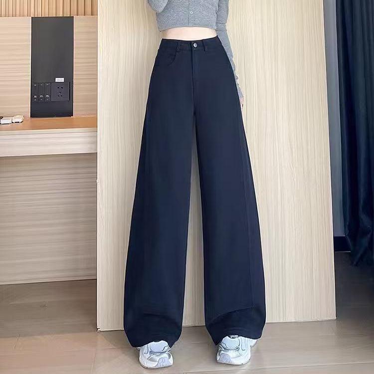 Women's Spring Wide-Leg Cargo Pants - Old Money Style with Relaxed, Curved Fit