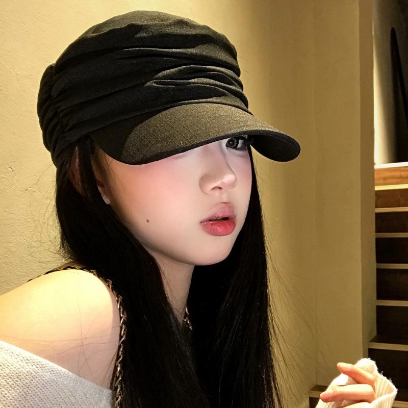 Vintage Pleated Black Equestrian Hat Ladies Spring Summer Fashion Show Face Little Beret Versatile Cap