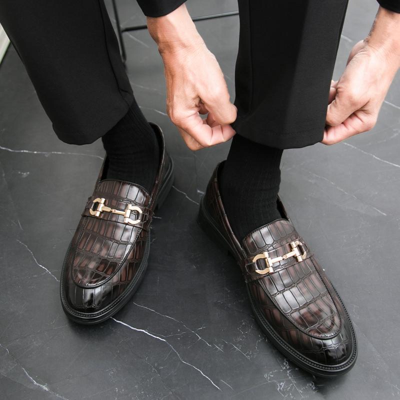 Fashion Autumn British Style Men's Shoes Korean Version of Men's Wedding Shoes To Increase Business Formal Casual Leather Shoes