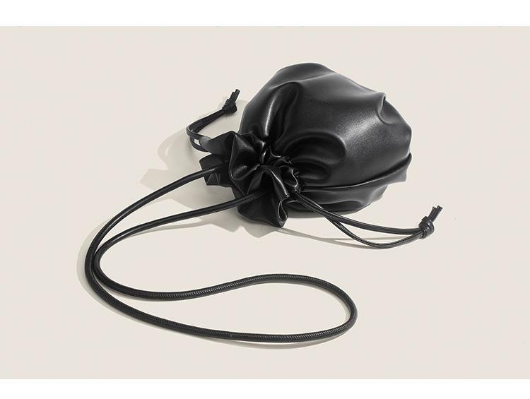 Женская универсальная сумка-ведро на кулиске – Шикарная сумка через плечо и на плечо для通勤 высокого класса