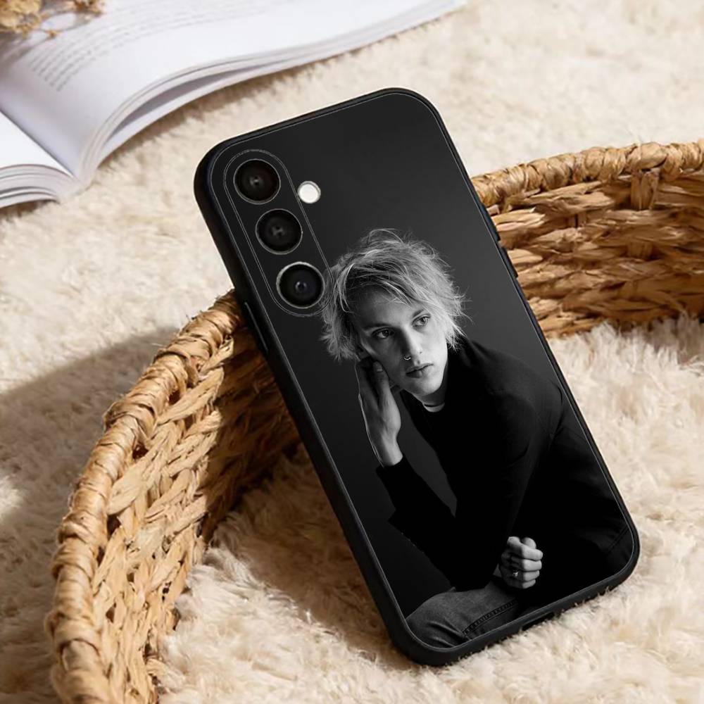 Чехол для телефона Look Jamie C-Campbell Bower для Samsung Galaxy A13, 21s, 22, 31, 32, 52, 53, 71, 72, 73, Мягкий черный чехол