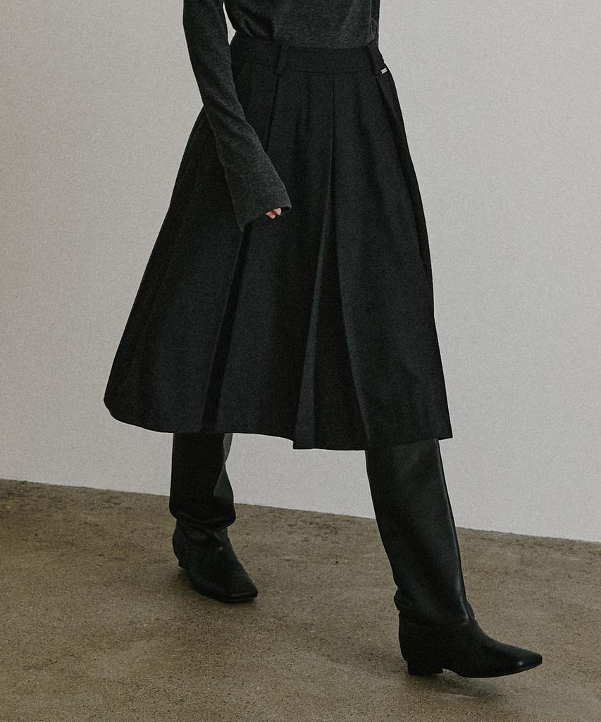 Artid Wool Reverse Pleated Midi Skirt_Black