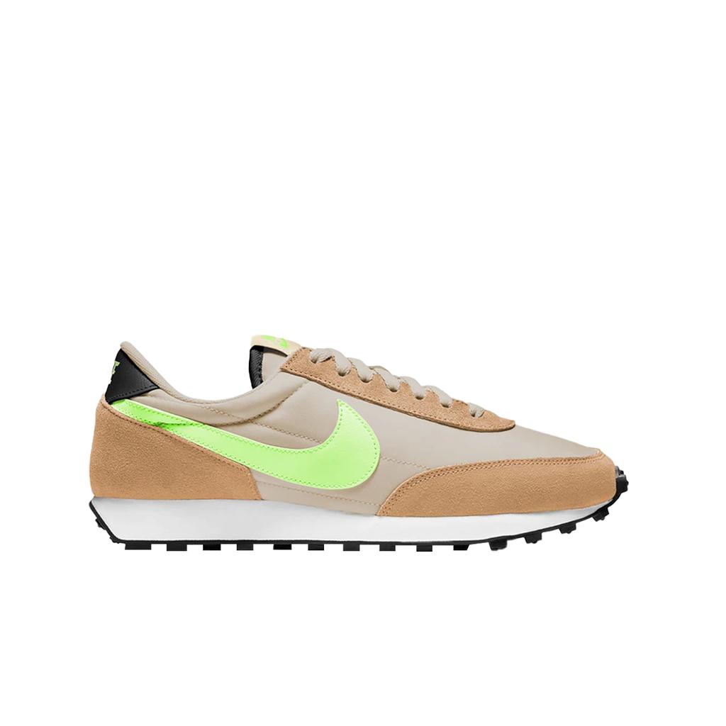 (w) Nike Daybreak Praline Volt