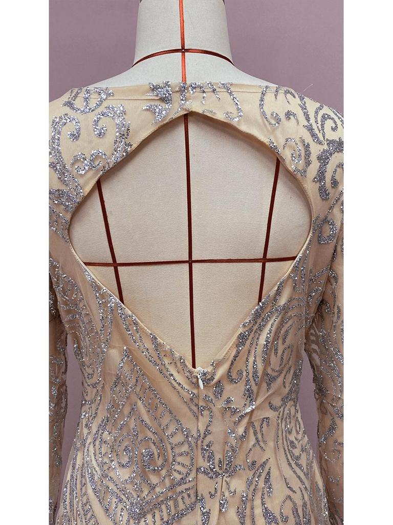 Весеннее европейское и американское платье-миди для пригородных поездок 2025 года с золотыми пайетками и кисточками