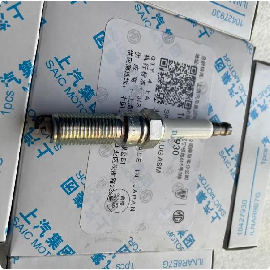 Для SAIC MG 360 E950 RX5 I5 I6 MG5 MG6 HS ZS GS MG5 Свеча зажигания в сборе со свечой и наконечником Оригинальная подлинная 10427930