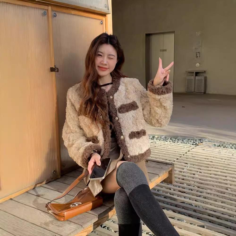 Lamb Wool Coat Women'S Autumn And Winter New Short Small Fragrant Wind Wool Coat Retro Loose Padded Plush Top