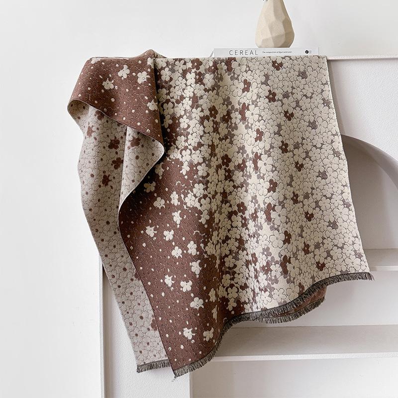 Autumn And Winter Floral Floral Brocade Printing Simple And Versatile Women'S Imitation Cashmere Warm Scarf Temperament Shawl Scarf