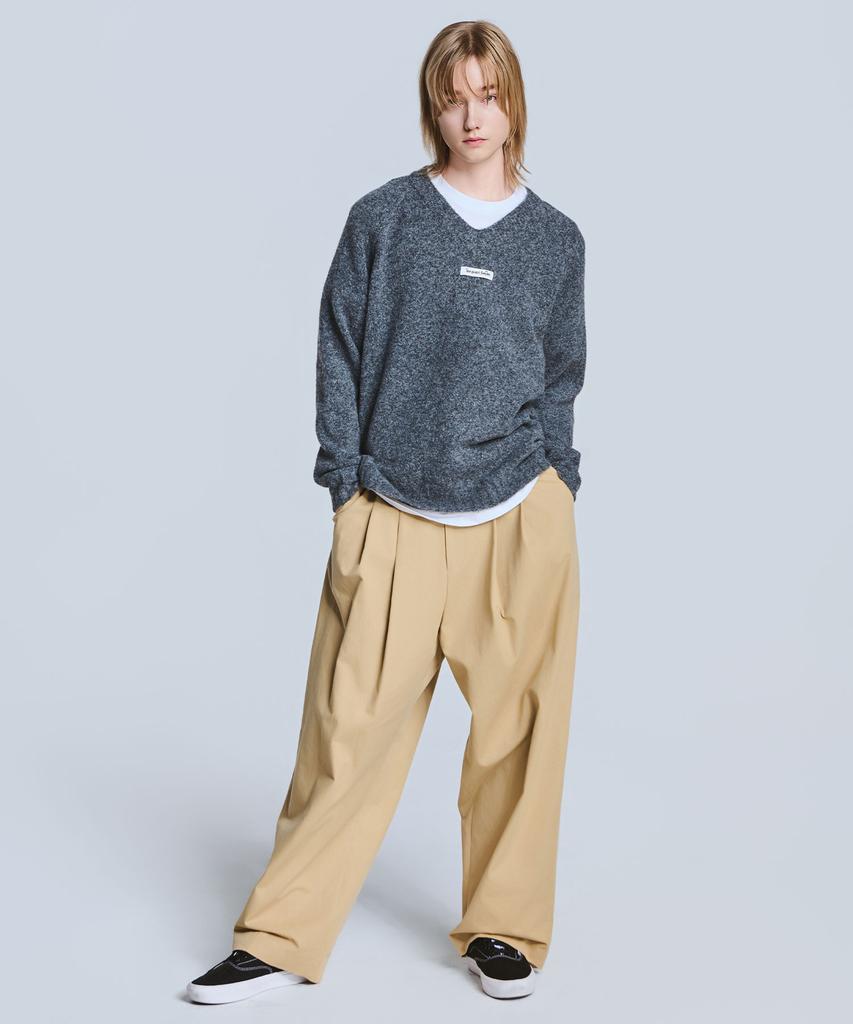 TEN PAST SEVEN Basic Label Knit - Gray