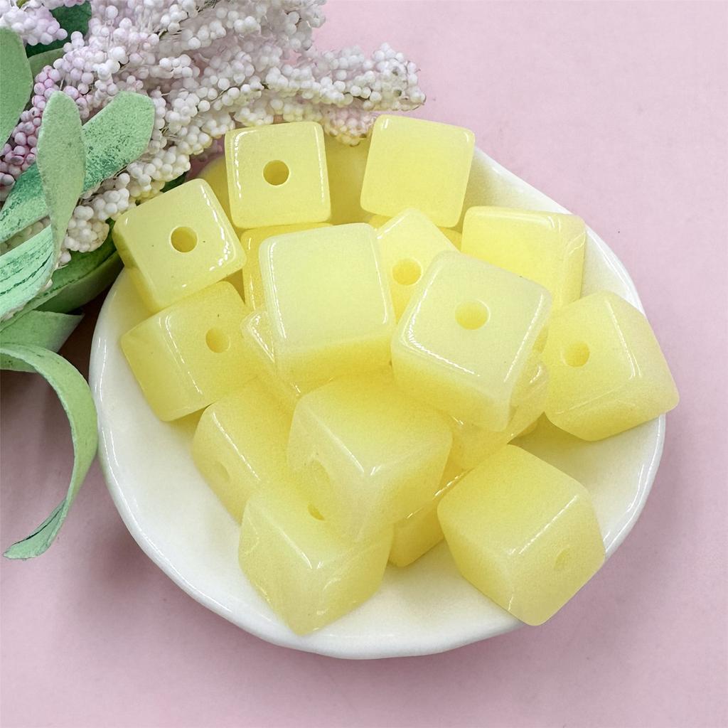 Making 20Pcs Material Creative Square Acrylic Fashion for Bracelets Earrings DIY Jewely Accessories Loose Beads Jelly Color About 13mm