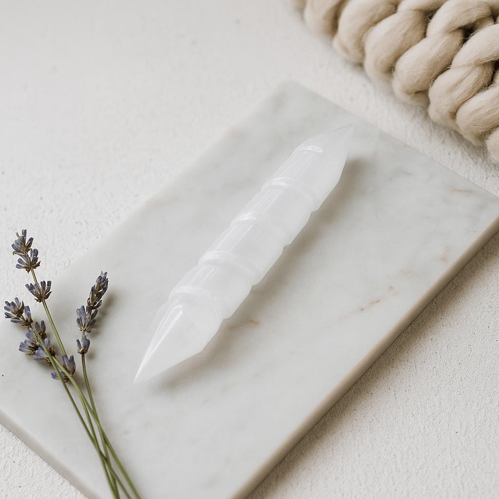 Selenite Wand Double Terminated Spiral 16 cm