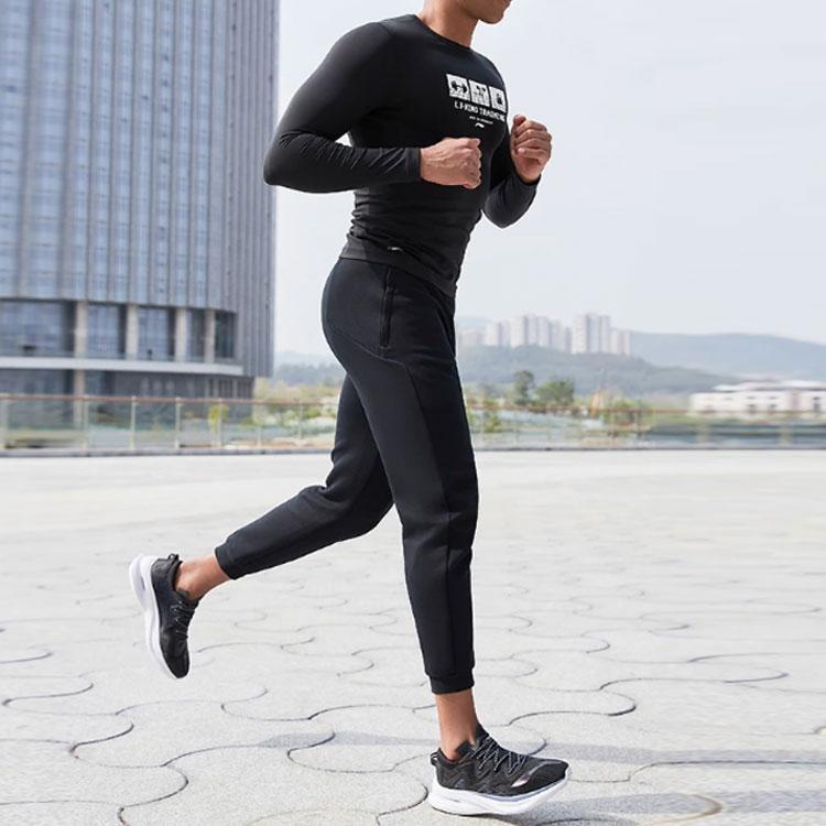 Мужские спортивные штаны с карманом на молнии и логотипом Li Ning, черные AKLR101-1